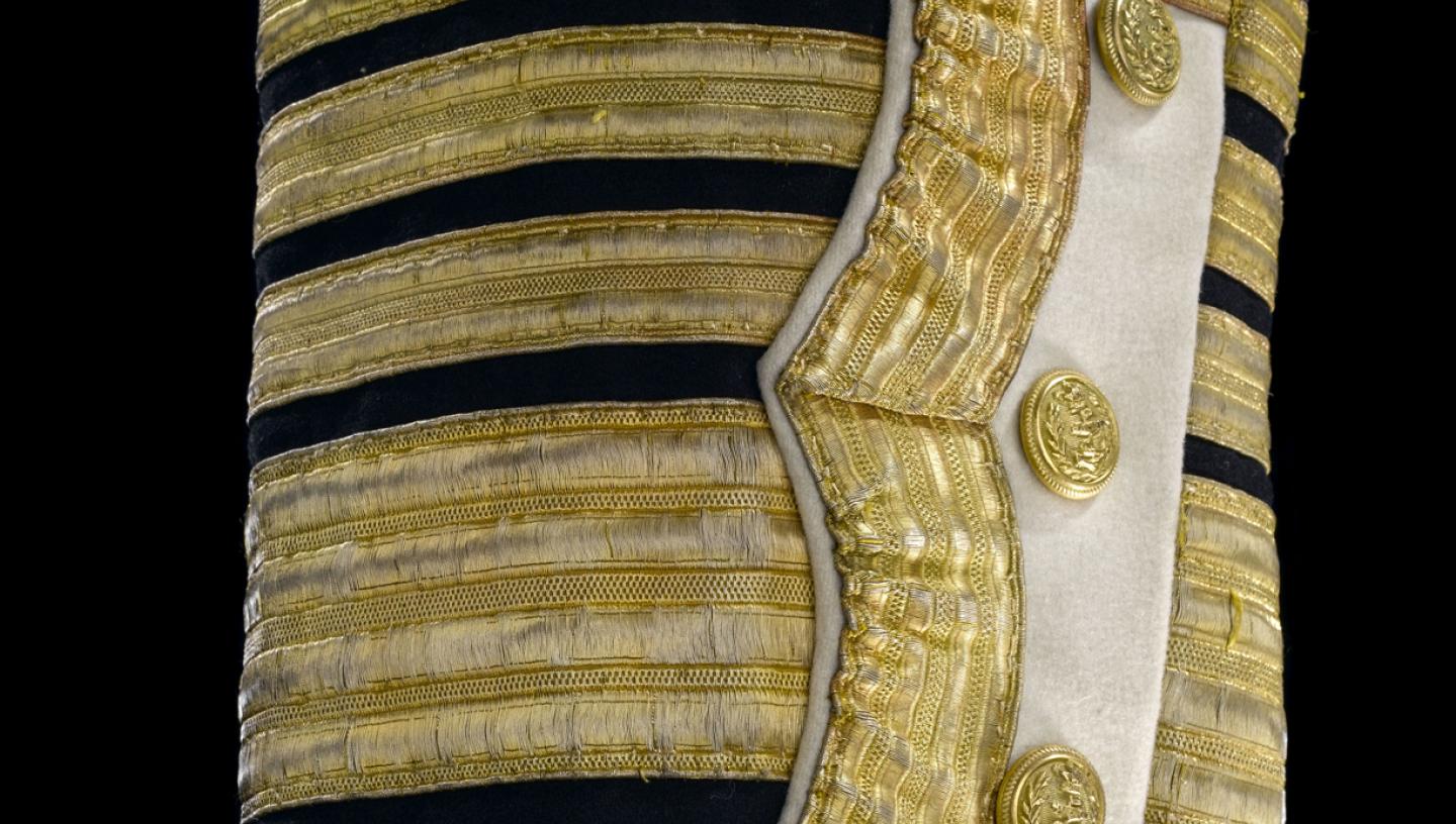 colours-on-naval-uniform-royal-museums-greenwich